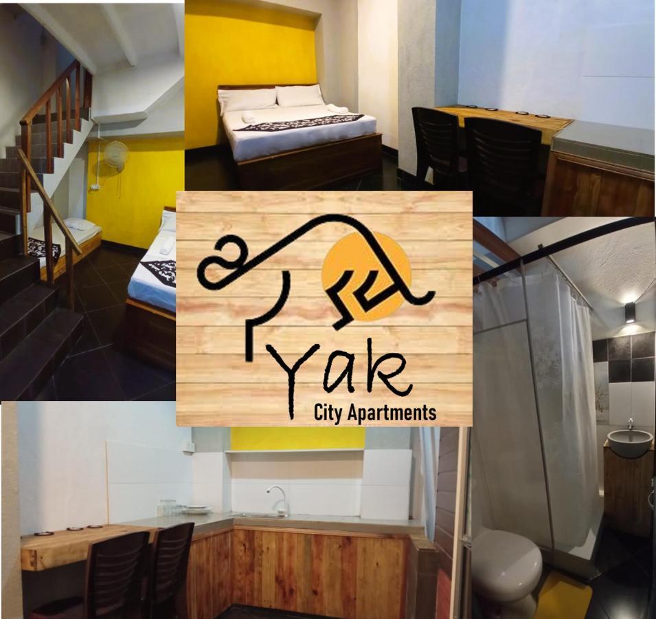 Yak City Apartments Канди Экстерьер фото